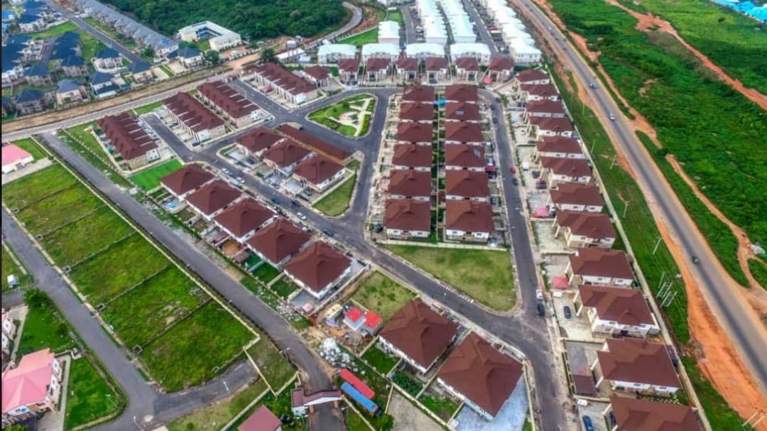 The Flowergate by Metrowest - 1